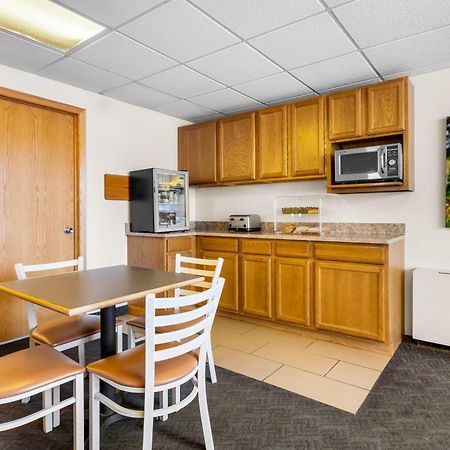 Best Western Lee'S Motor Inn Chamberlain Εξωτερικό φωτογραφία