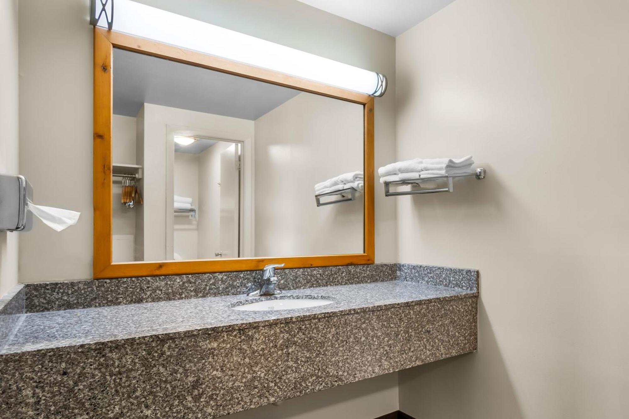 Best Western Lee'S Motor Inn Chamberlain Εξωτερικό φωτογραφία